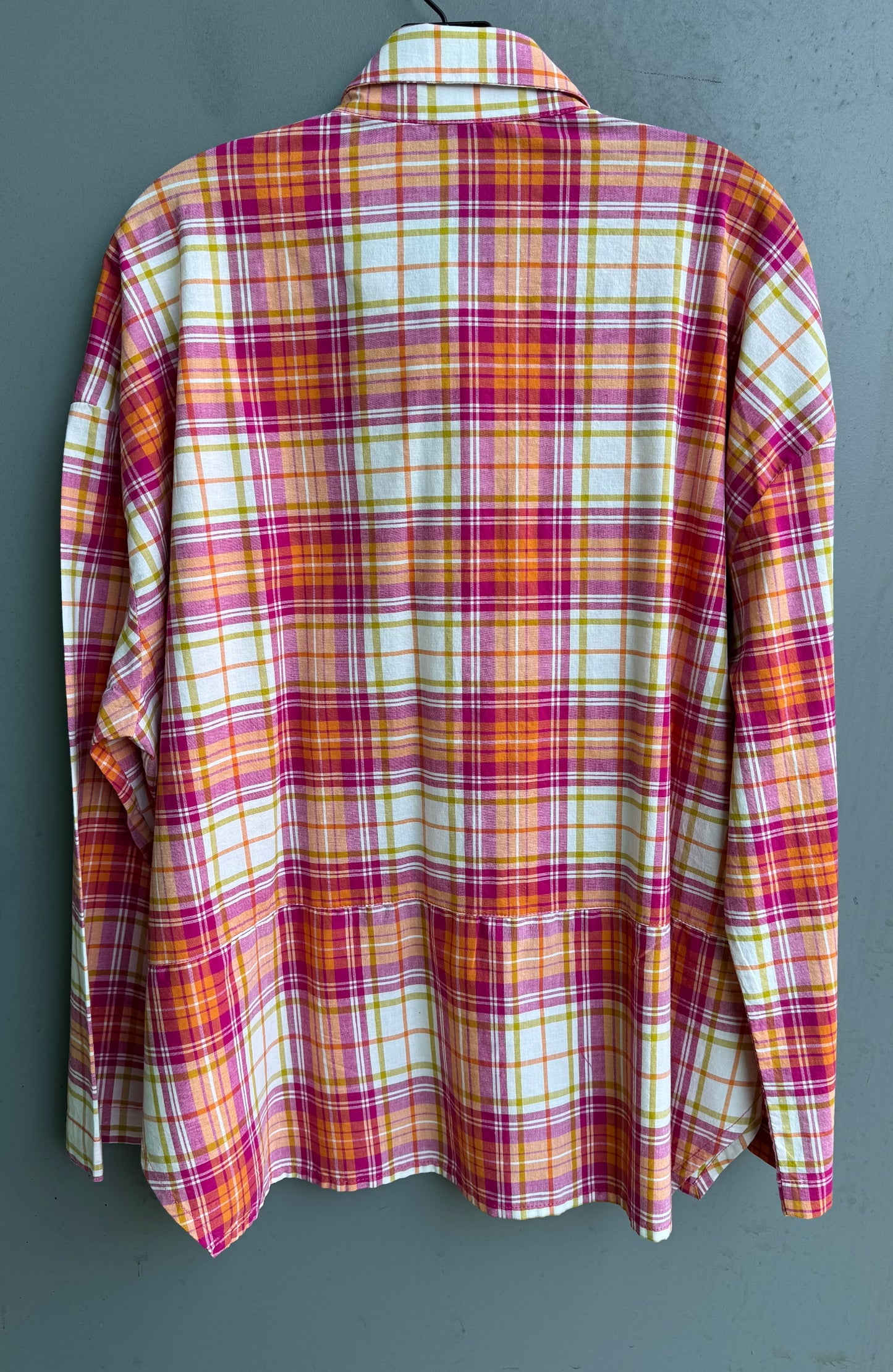 Long Sleeve Banded Cappy Shirt