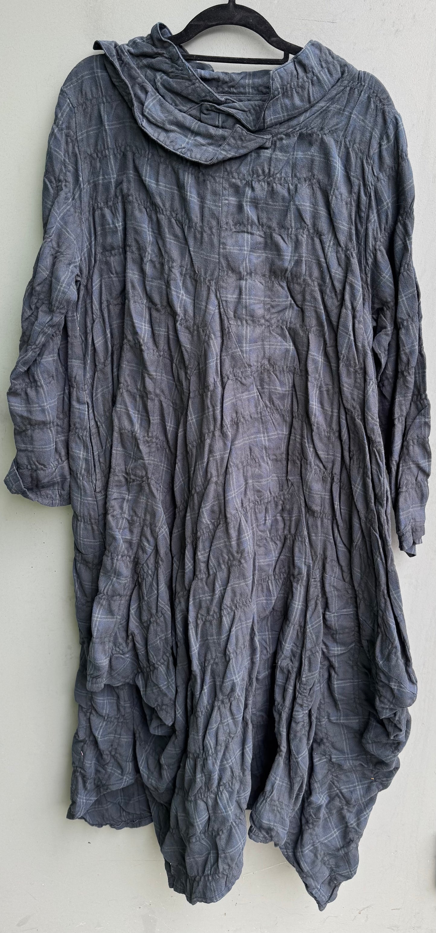 Long Sleeve Criss Cross Glamour