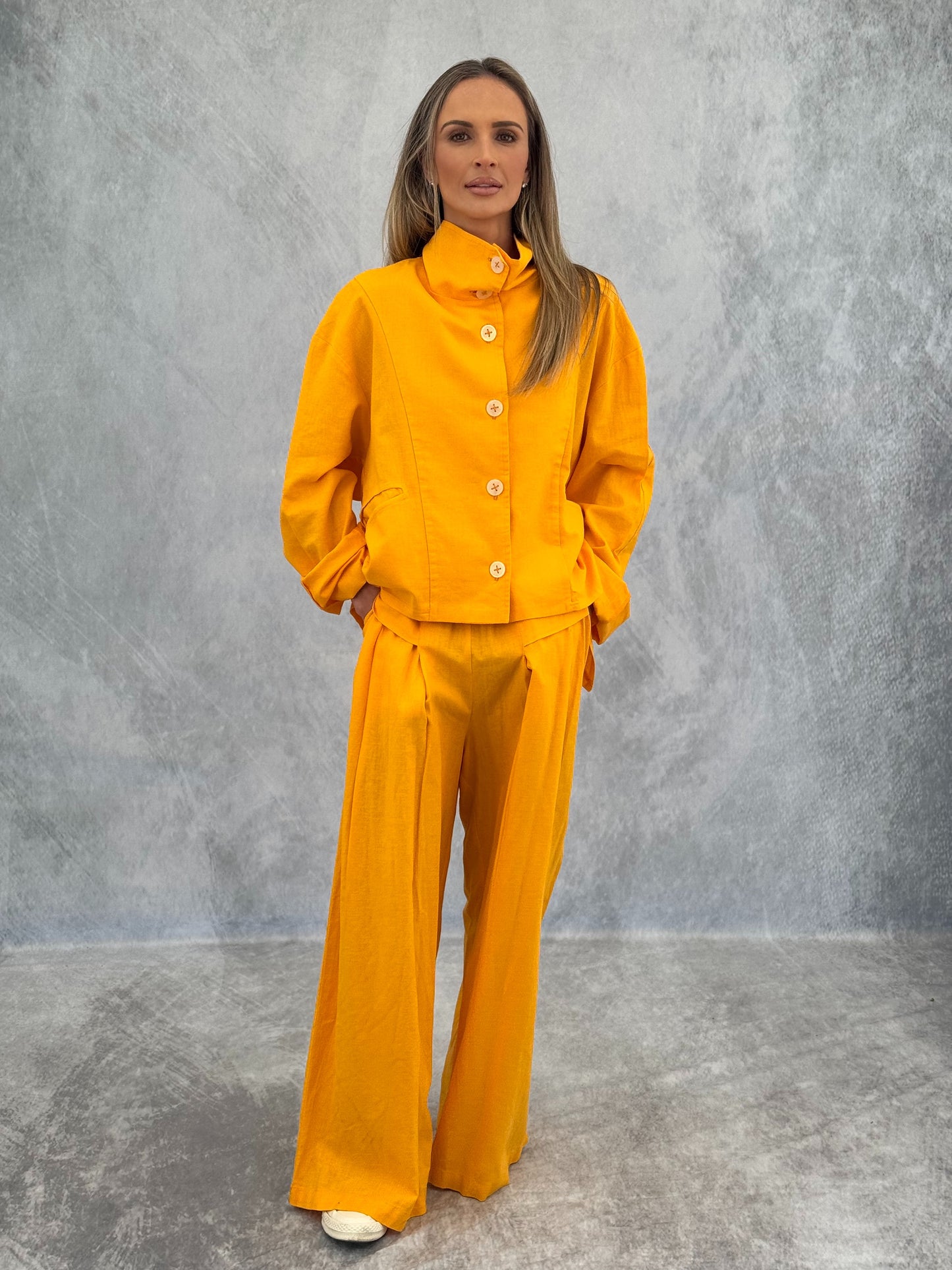 Tab Pocket Pleated Pant