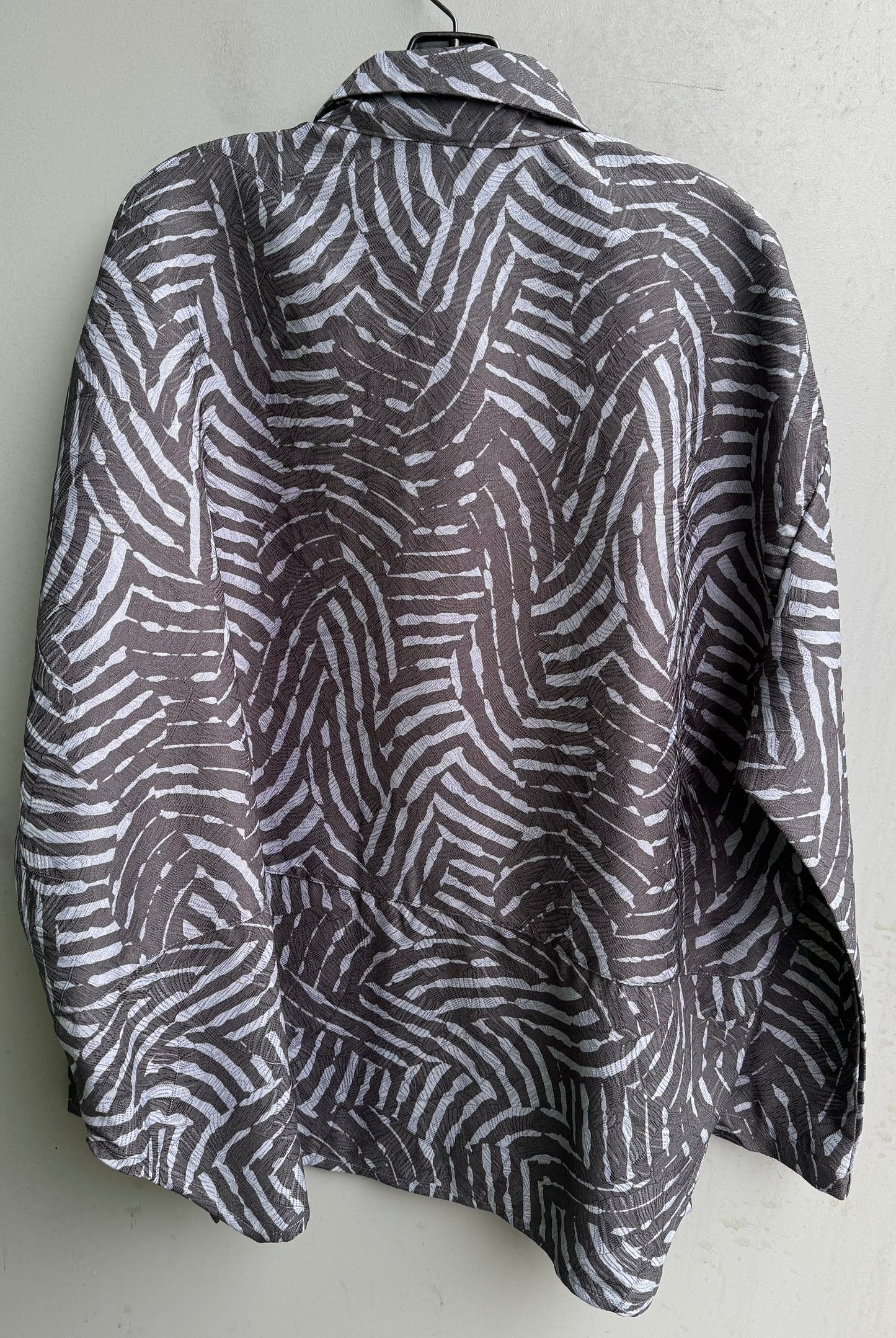 Long Sleeve Banded Cappy Shirt