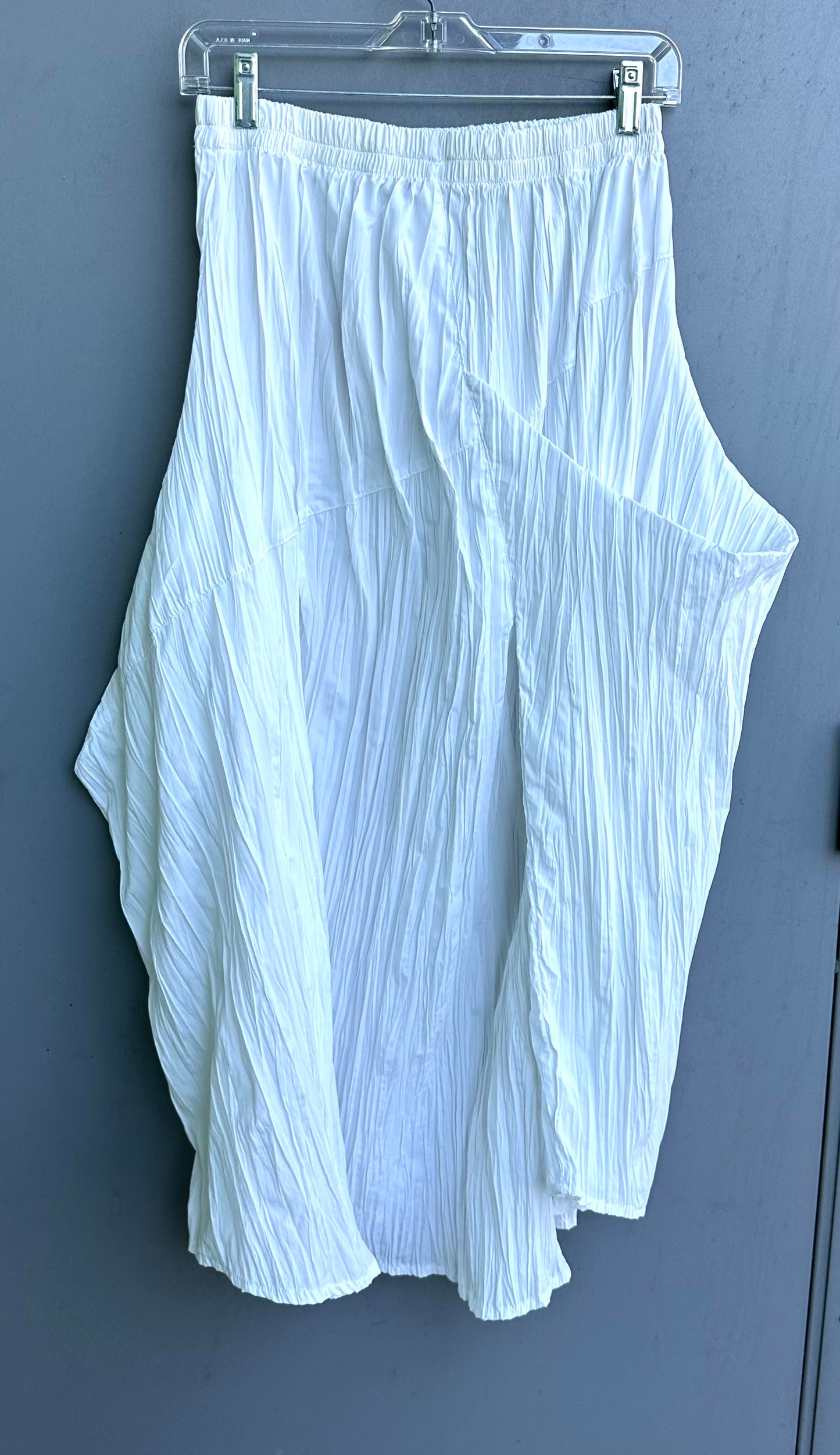 Side tuck skirt