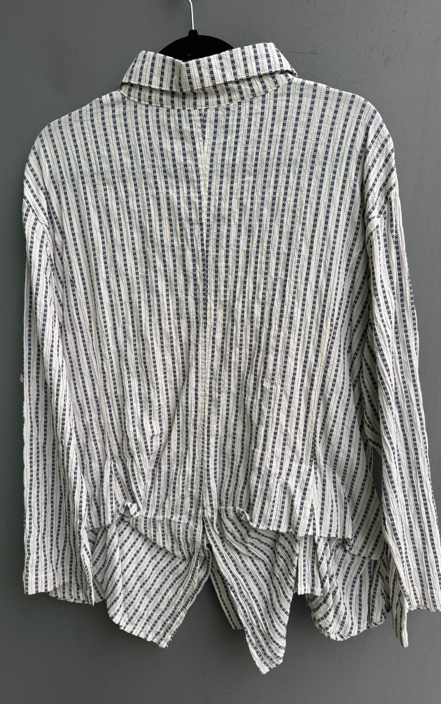 Short Tuck Up Shirt