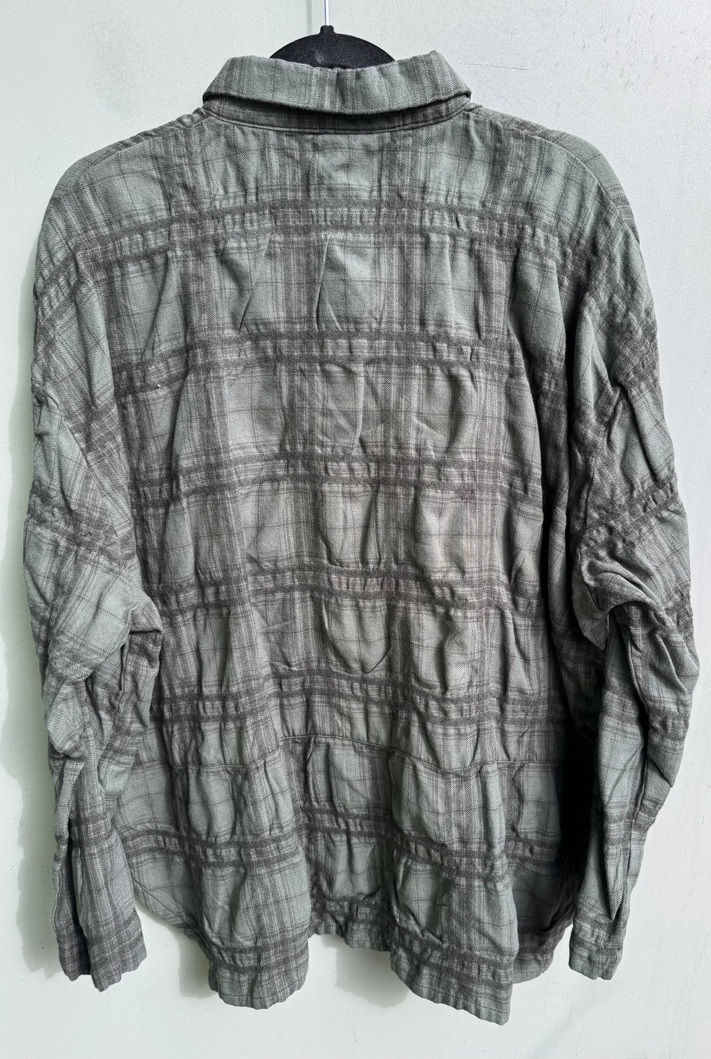 Long Sleeve Banded Cappy Shirt
