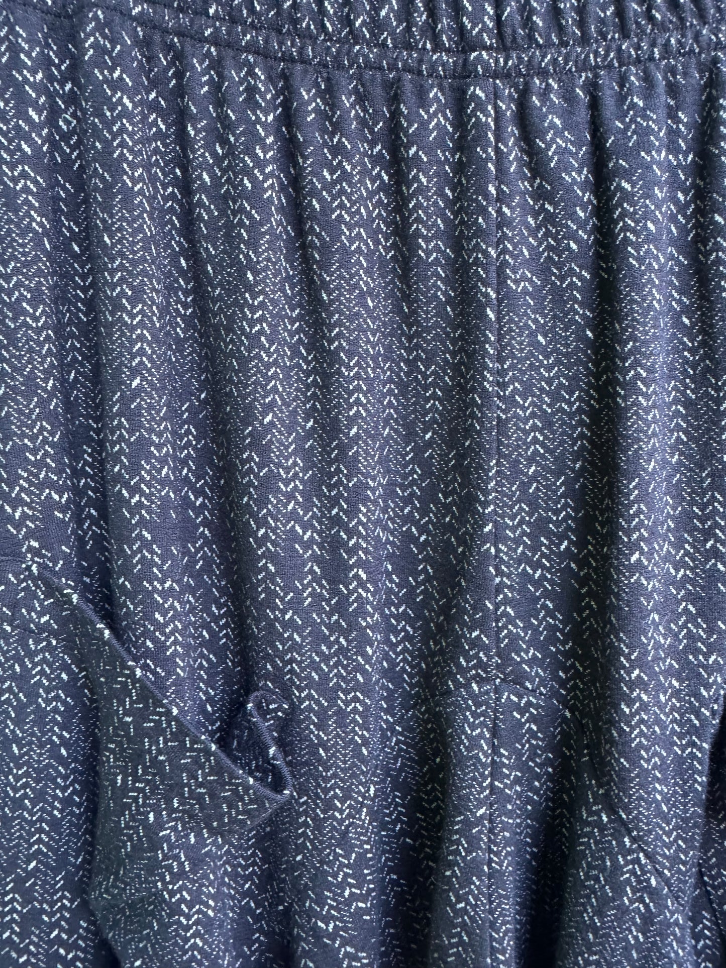 Circle Pocket Hoody