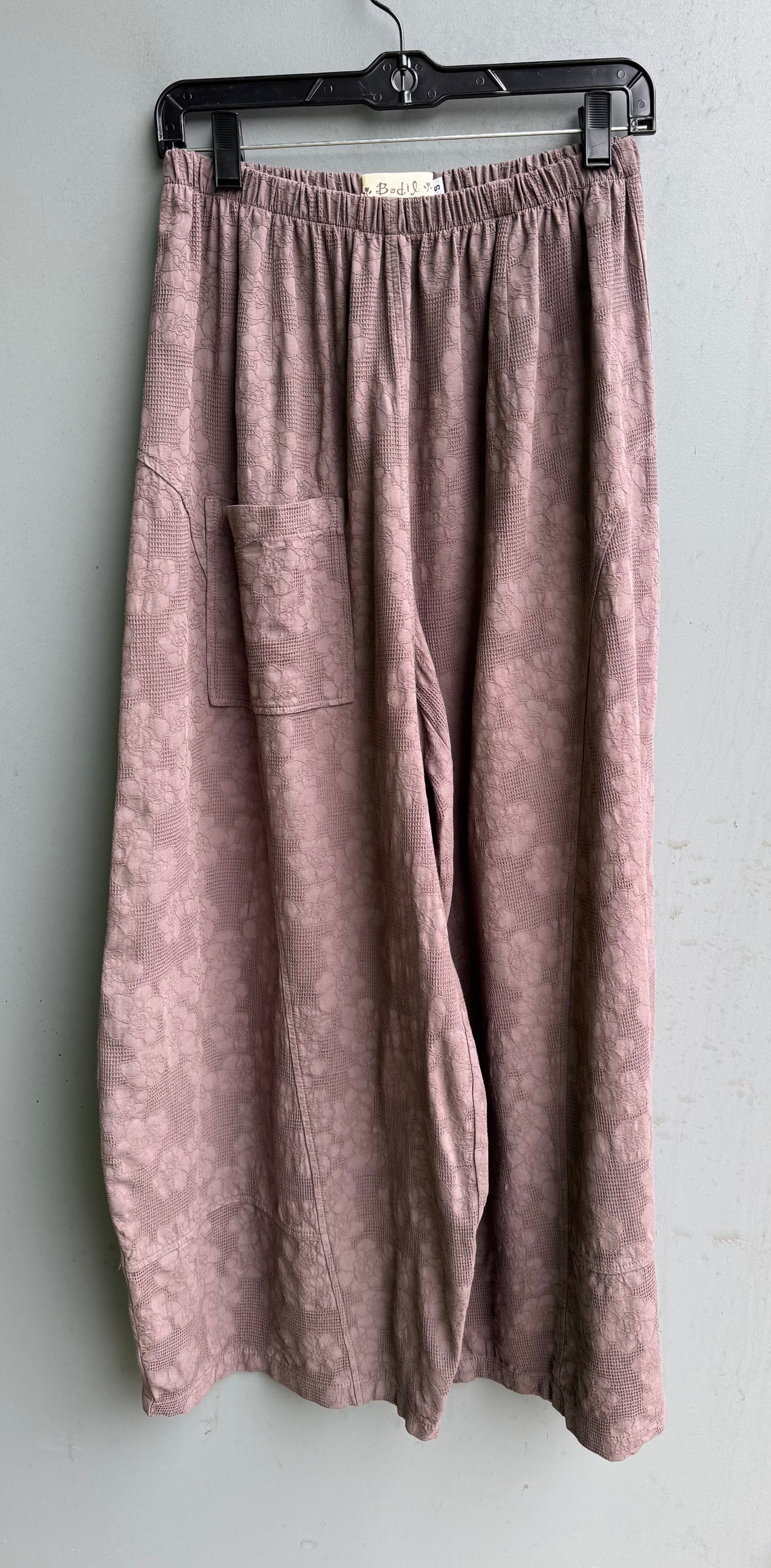 One Pocket Pant