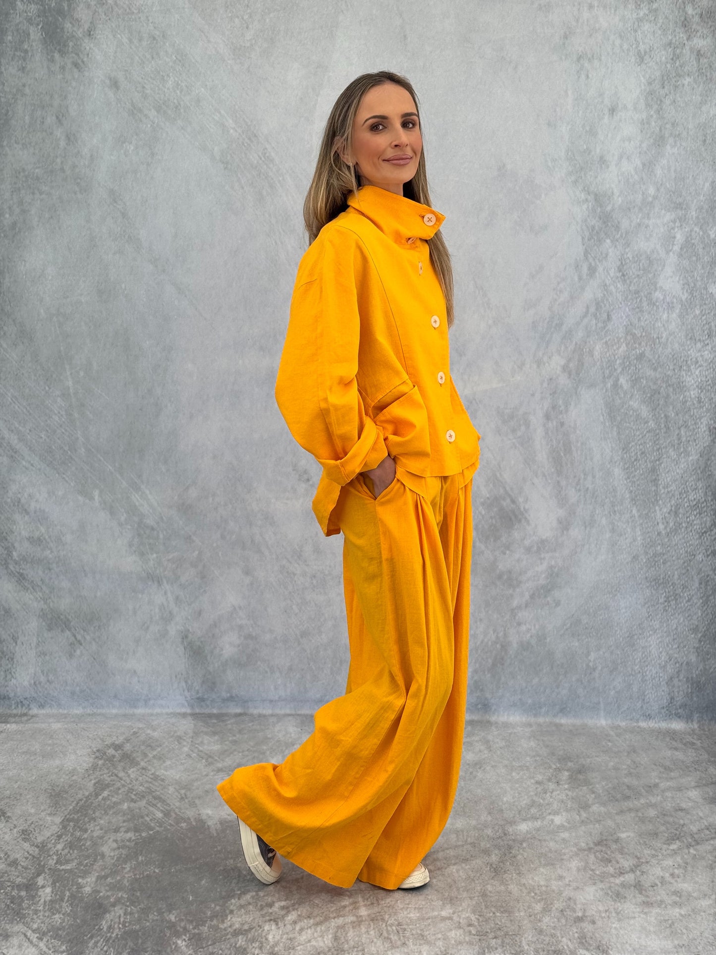 Tab Pocket Pleated Pant