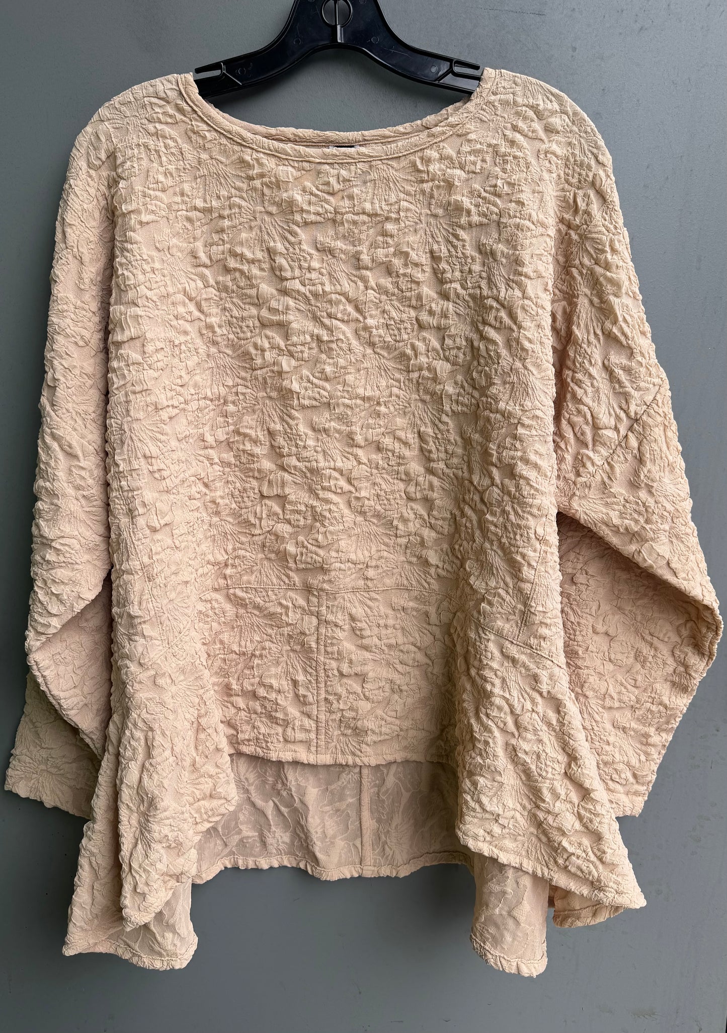 Long Sleeve Flounce Pull