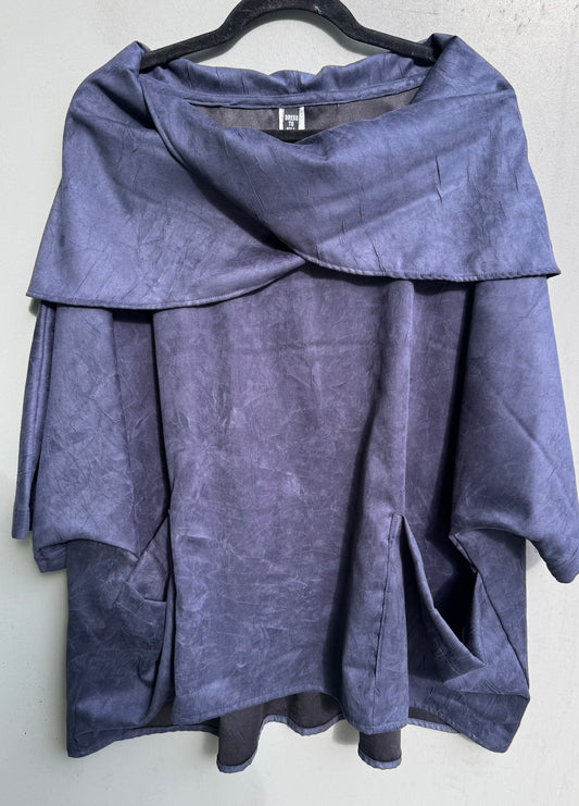 Two Pocket Criss Cross Pull
