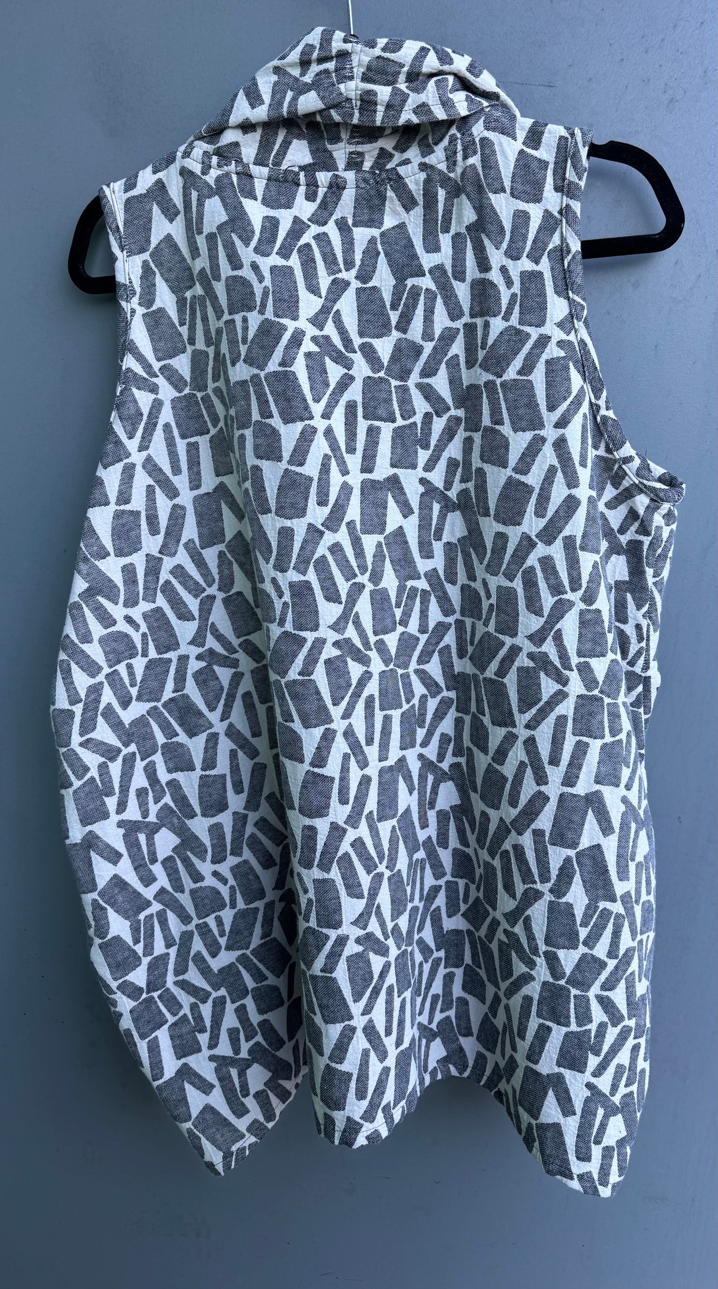 Multi Tuck Vest