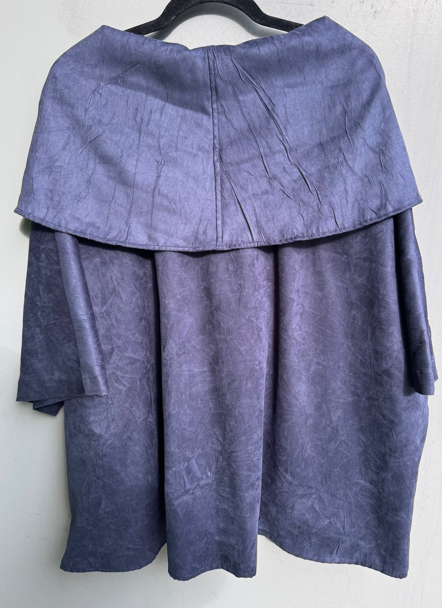 Two Pocket Criss Cross Pull