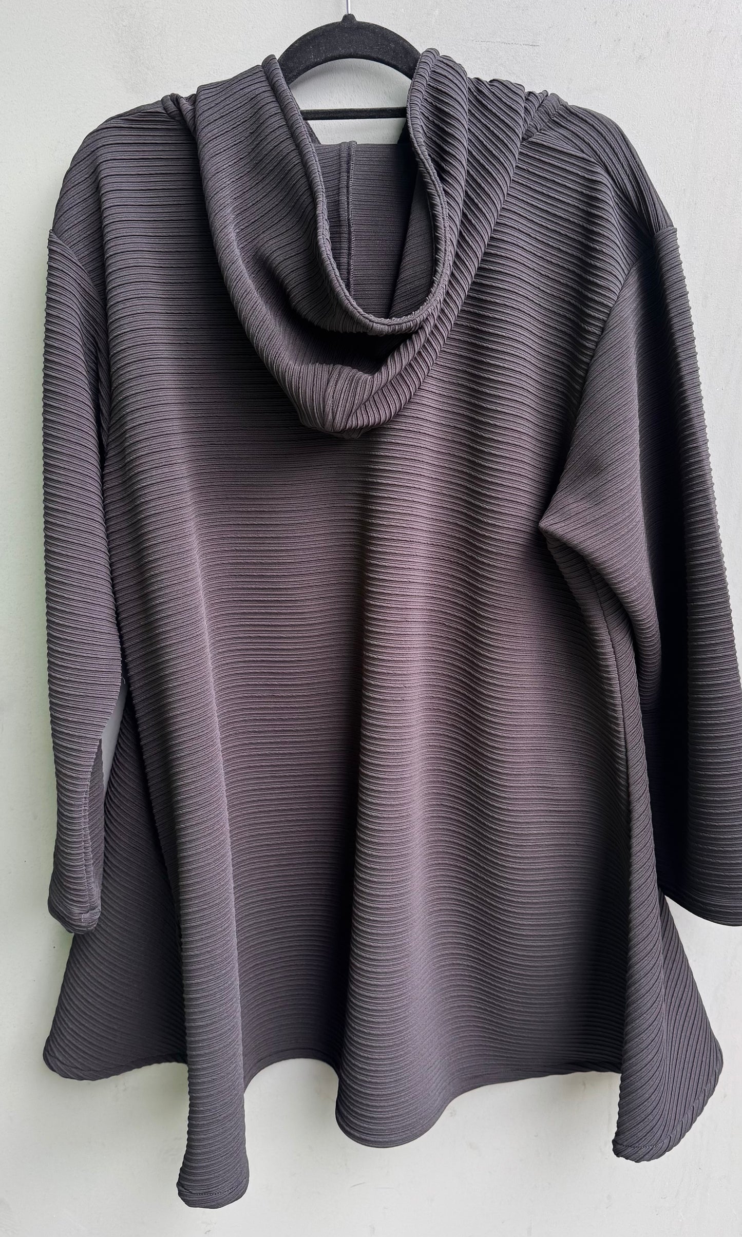 Circle Pocket Hoody
