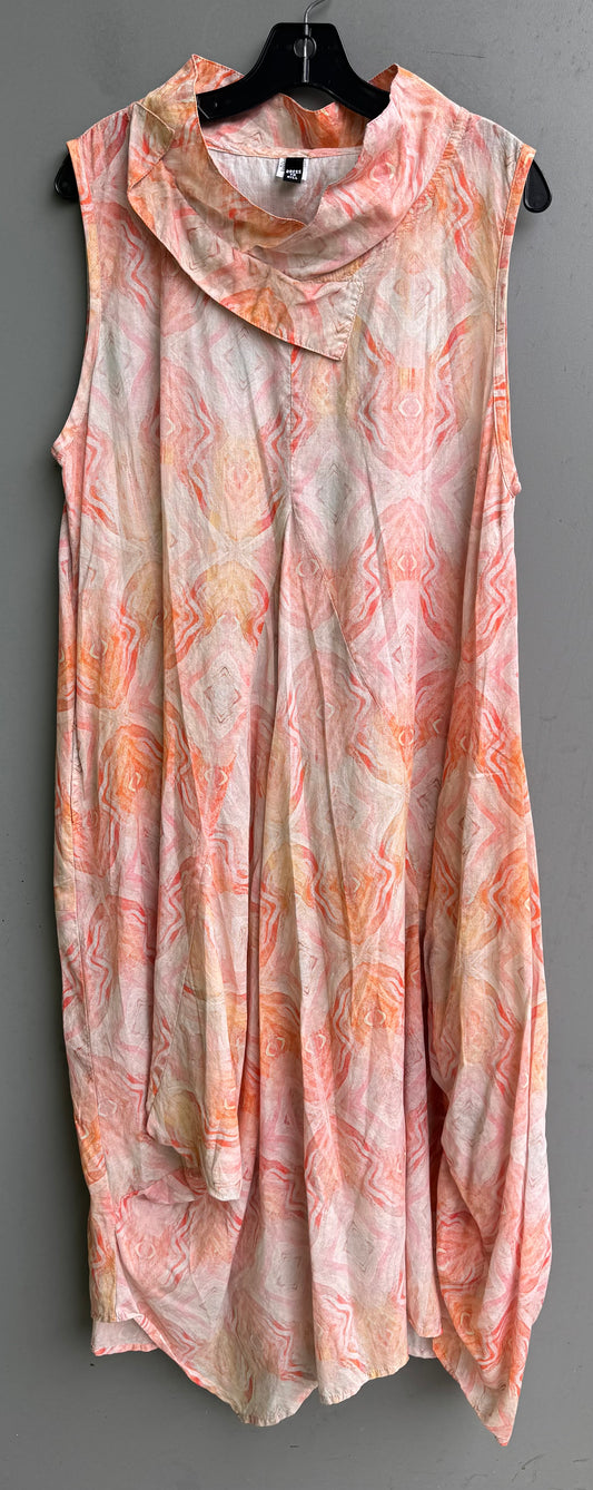 Criss Cross Glamour Dress