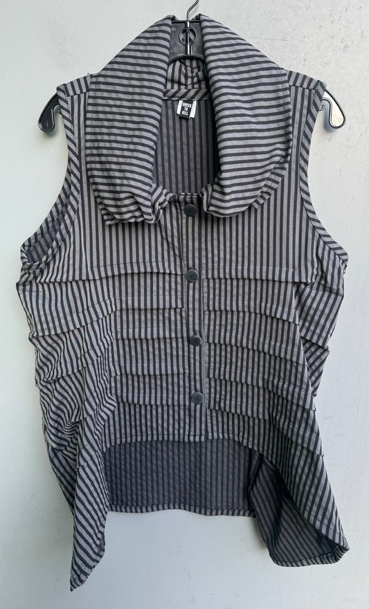 Multi Tuck Vest