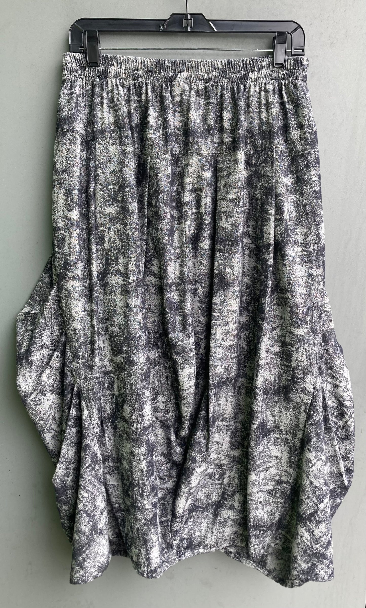 Side Tuck Skirt