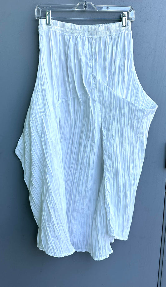 Side tuck skirt