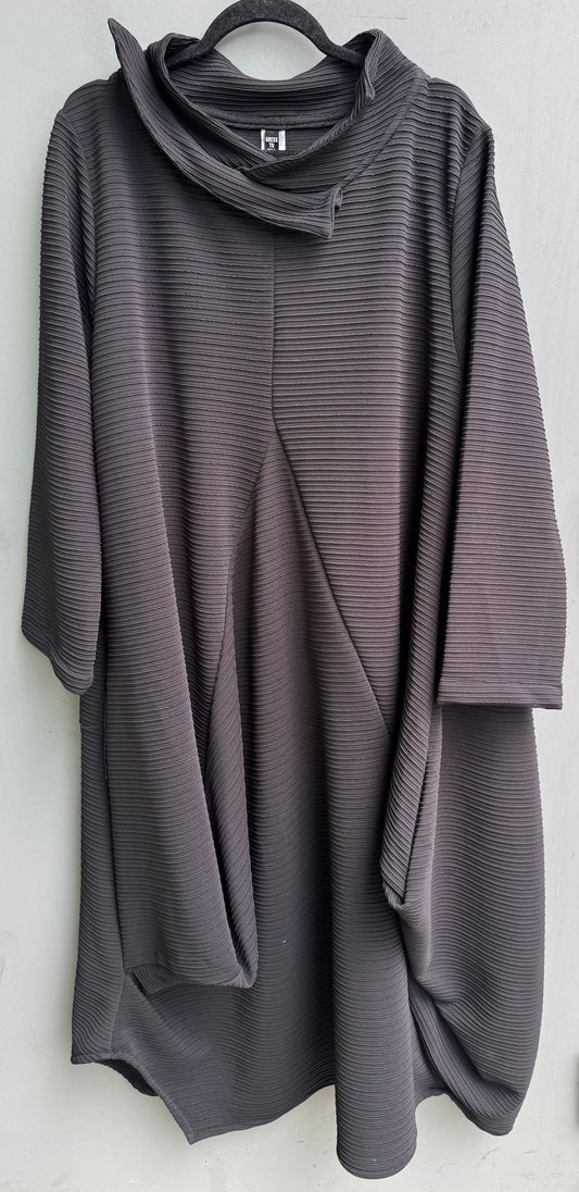 Long Sleeve Criss Cross Glamour Dress