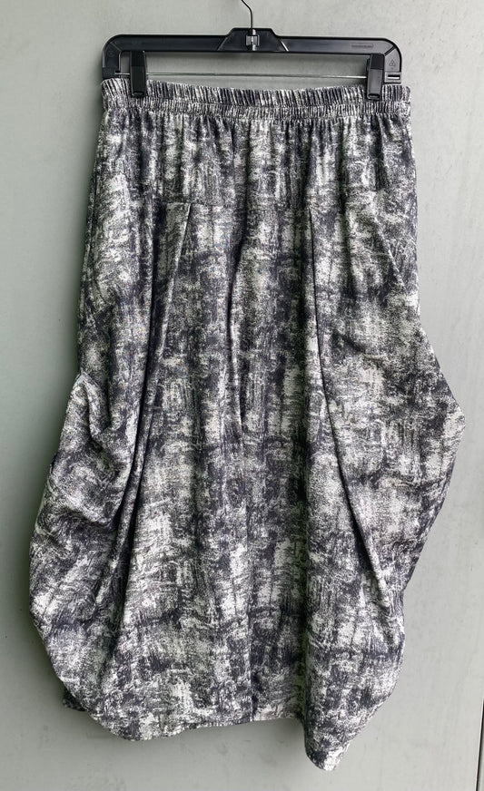 Side Tuck Skirt