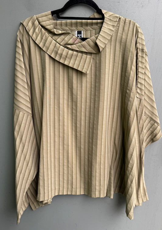Long Sleeve Criss Cross Pull
