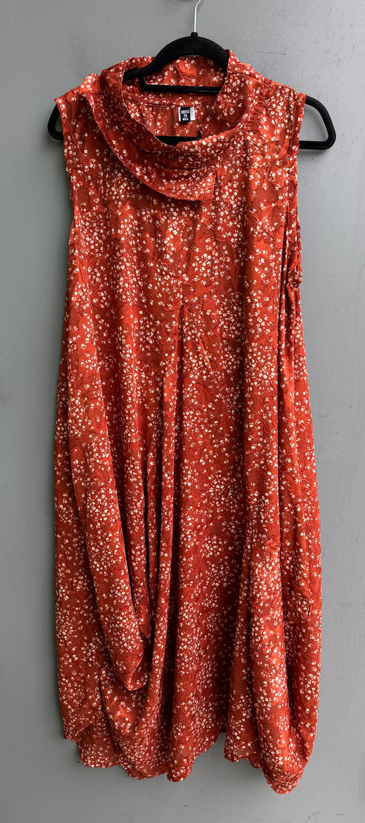 Criss Cross Glamour Dress