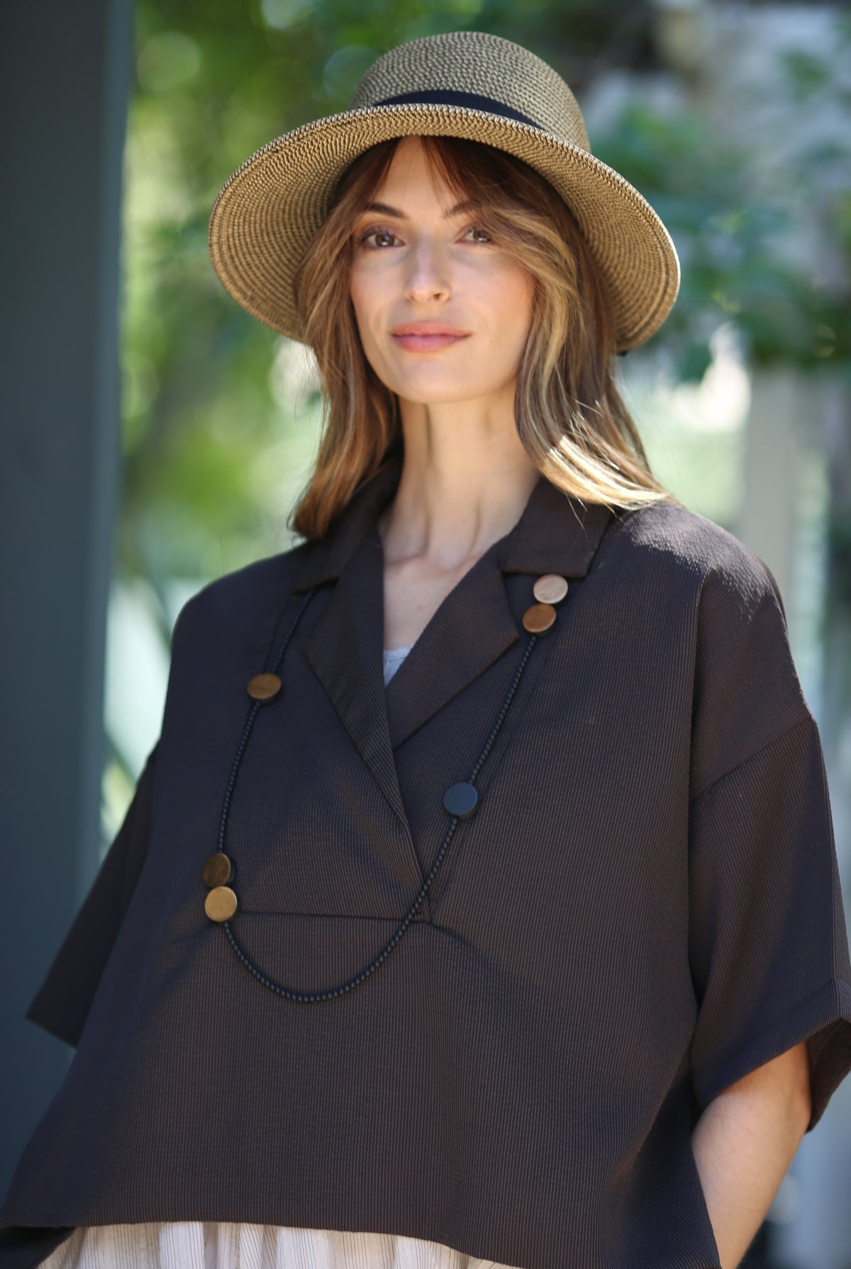 Hi Lo Crop Collar Pull
