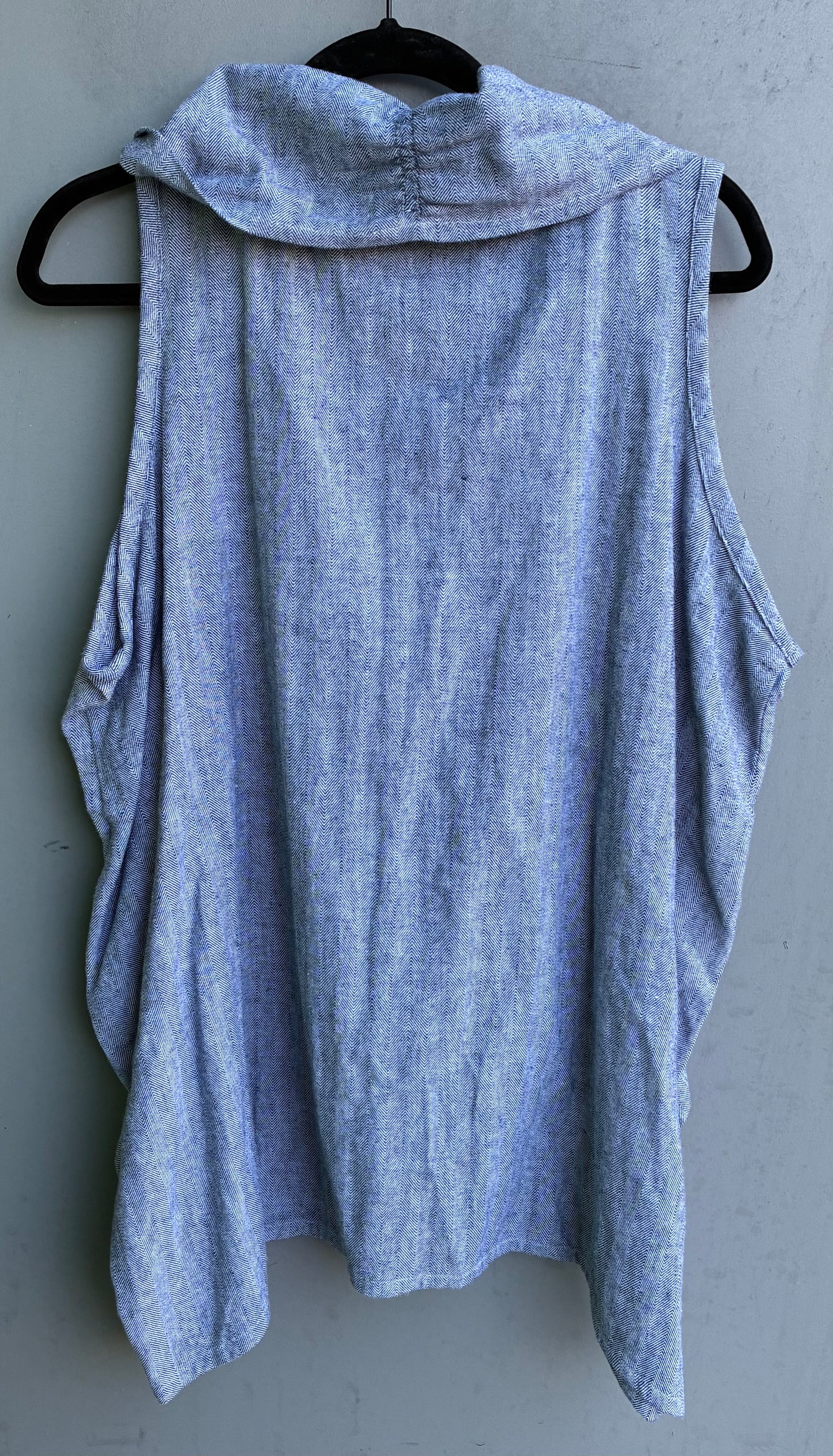 Multi Tuck Vest