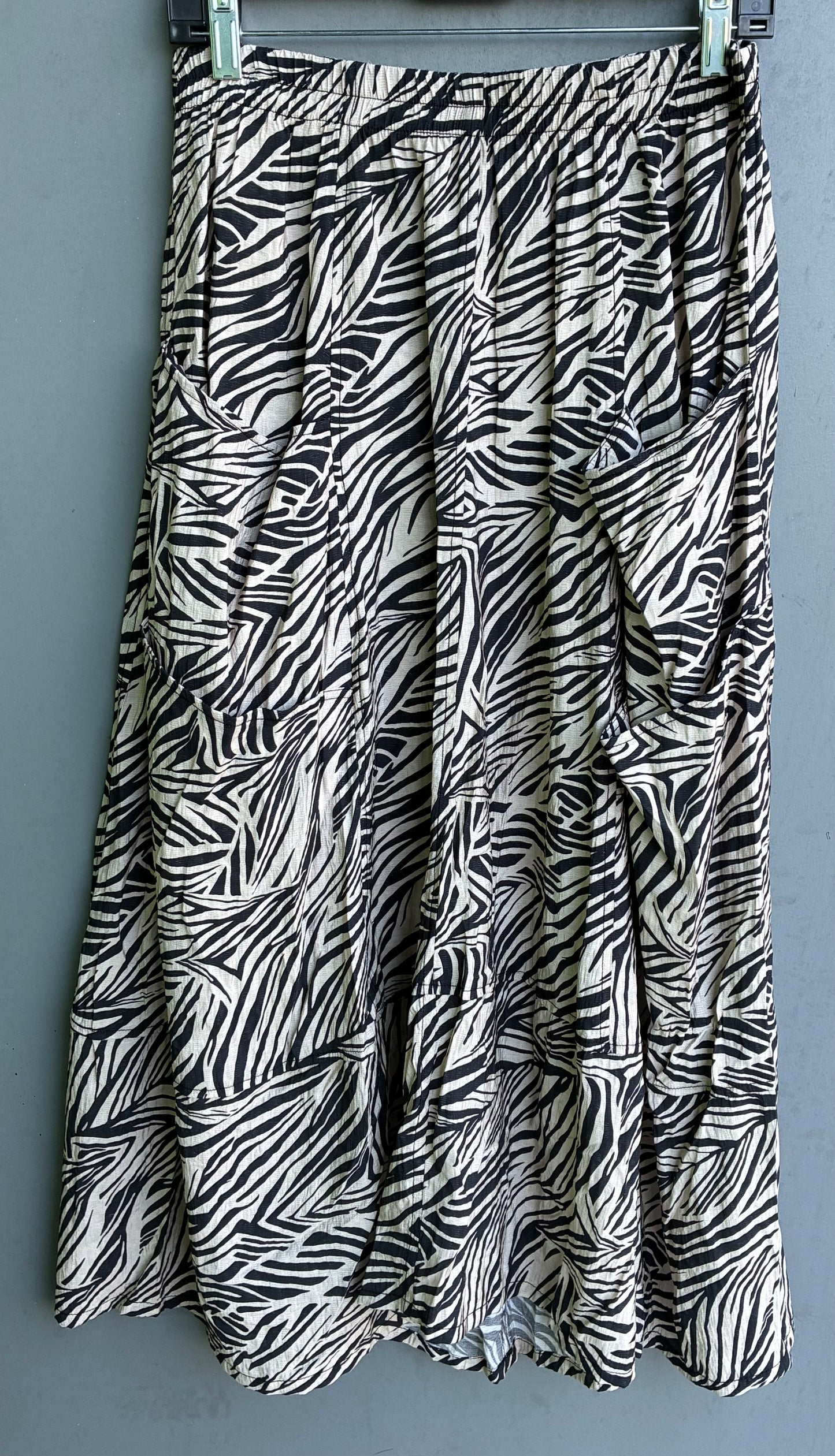 Double Pocket Skirt