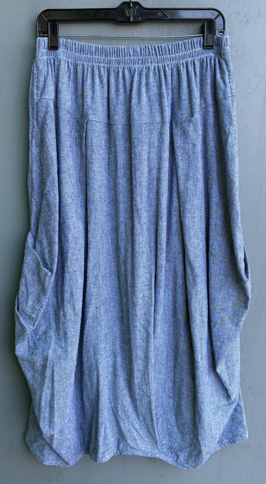 Side Tuck Skirt