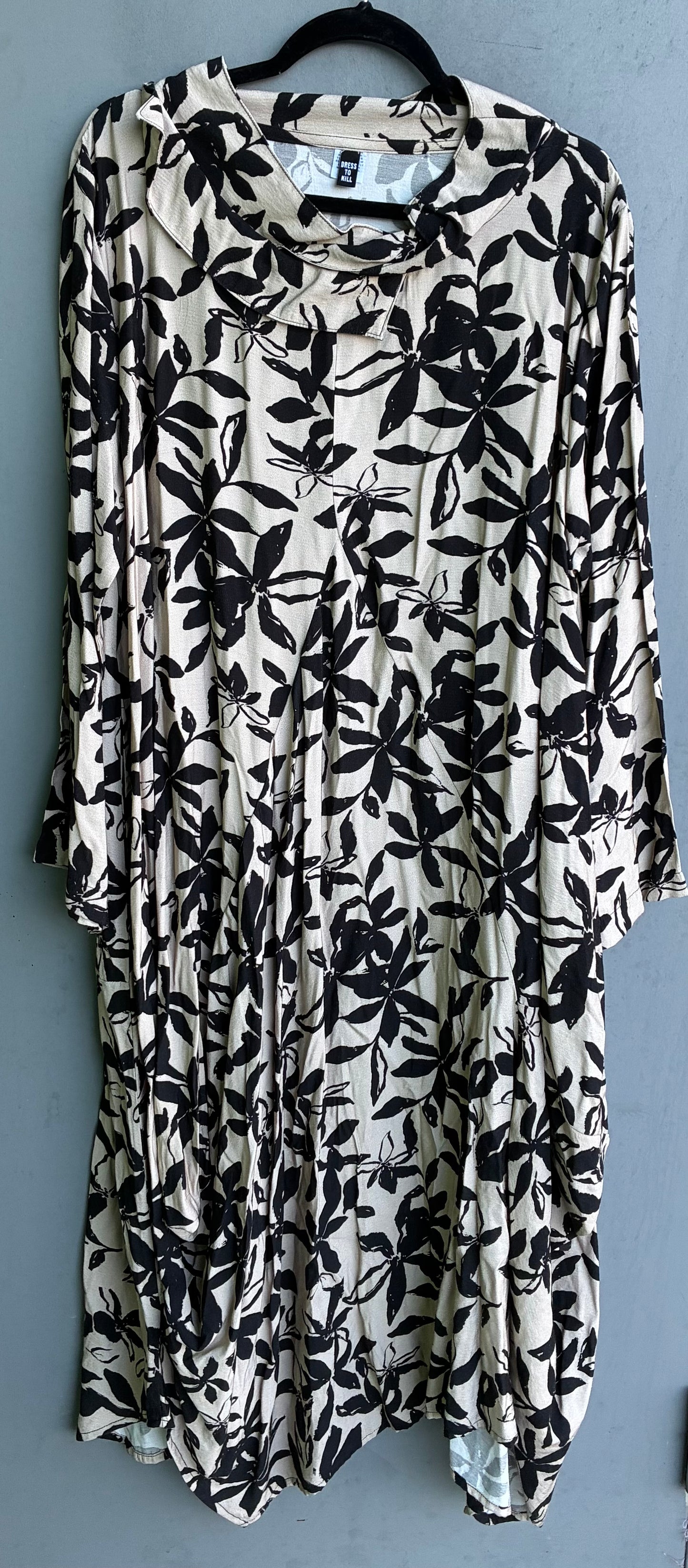 Long Sleeve Criss Cross Glamour Dress