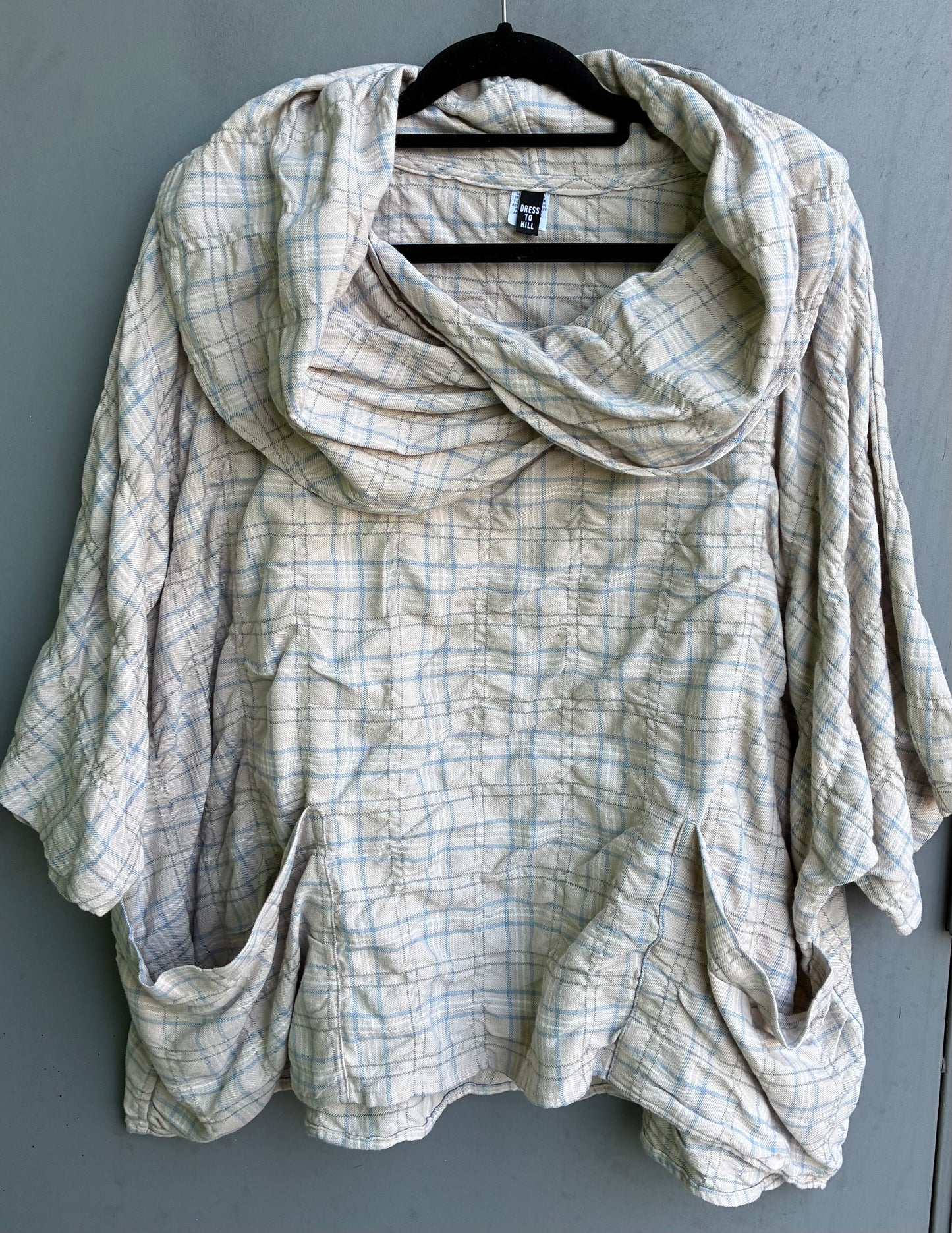 Two Pocket Criss Cross Pull
