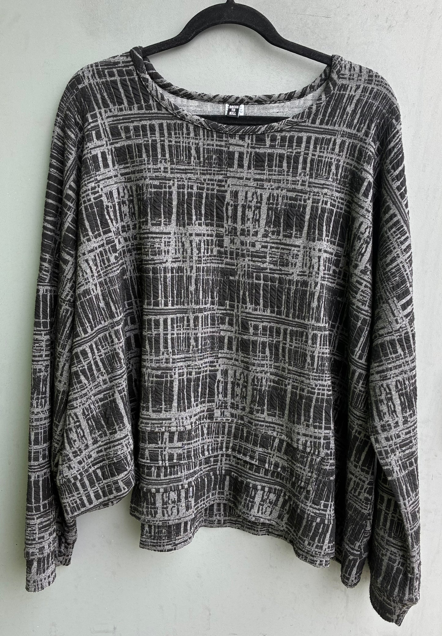 Long Sleeve Folded Bottom Pull