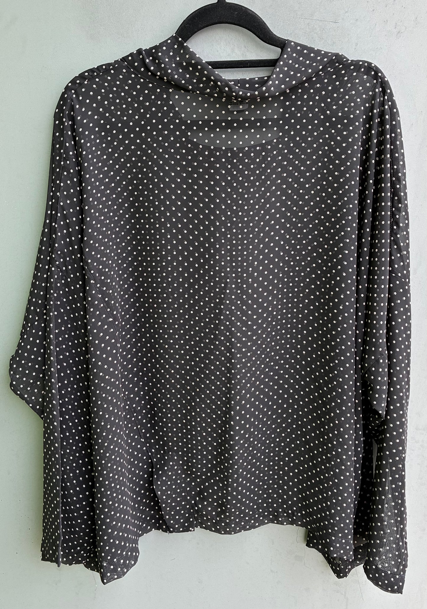 Mock Neck Pull