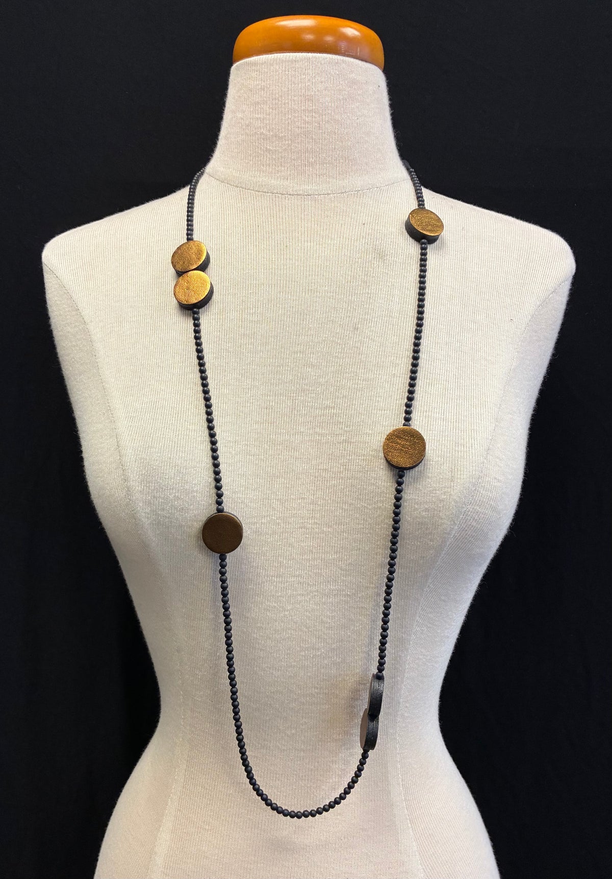 Gold Gloss Onyx Necklace
