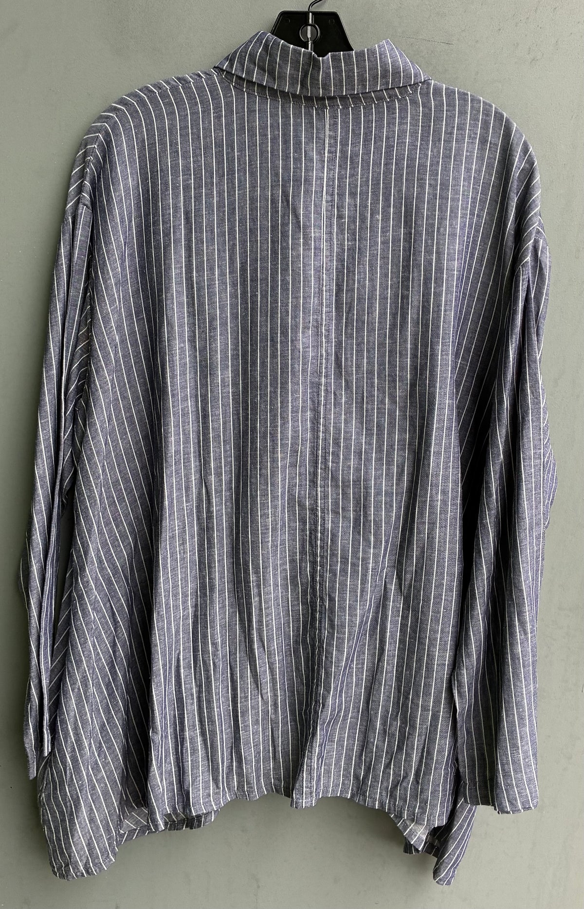 Folded Pull Up Shirt