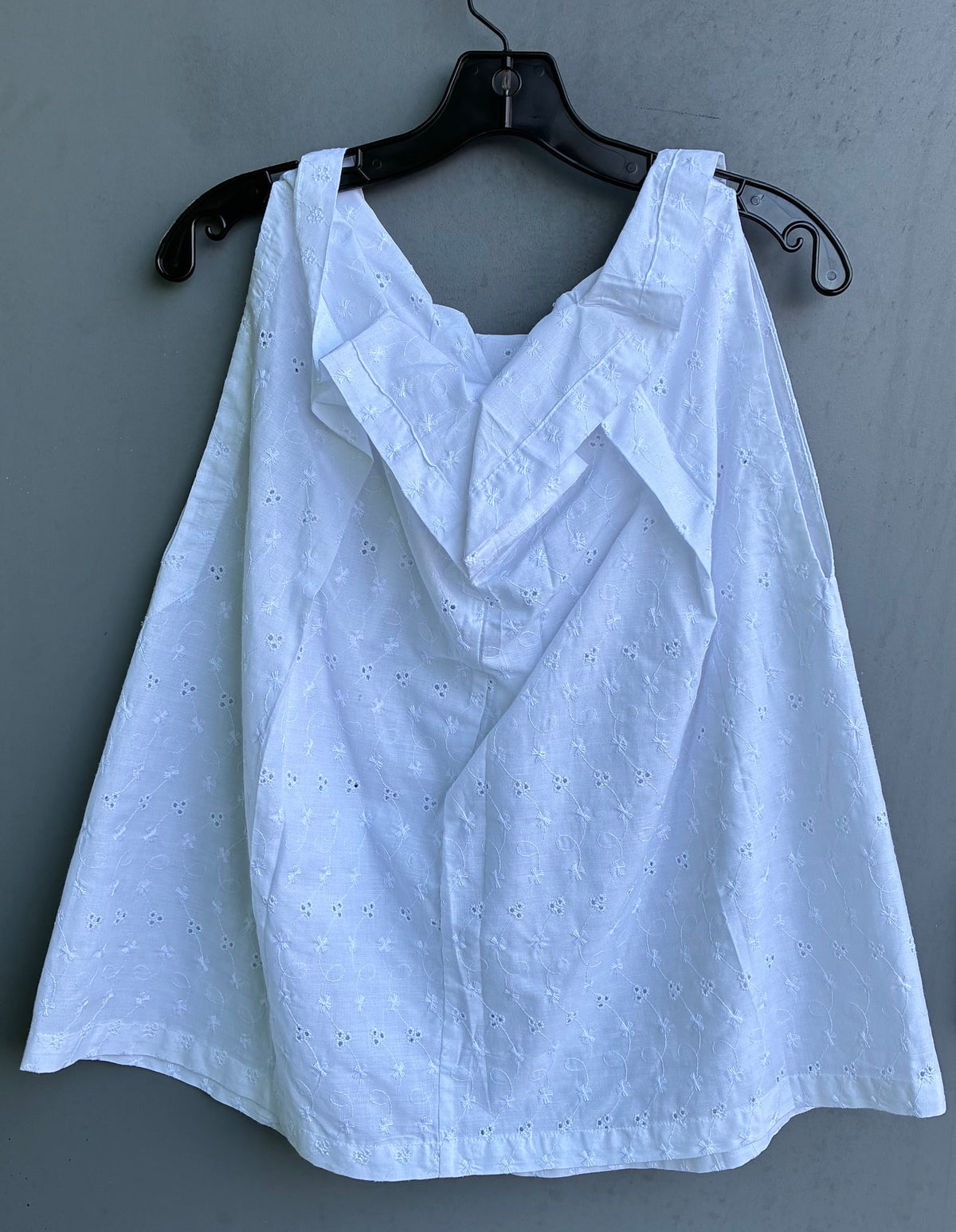 Apron Tank